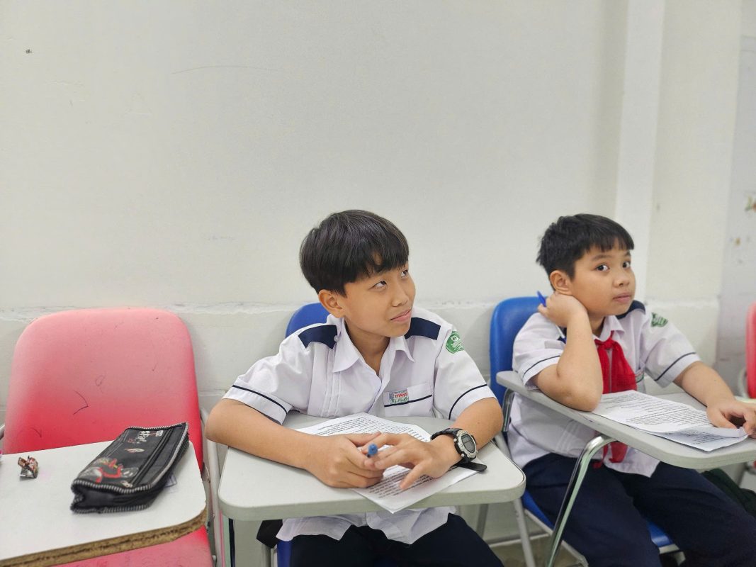 z6358094736816 4f7beaab42d307cf0bb7e3315cc79928 1067x800 - Kh&oacute;a Học Tiểu Học Tiếng Anh Tại BIS &ndash; Giải Ph&aacute;p Để Trẻ Học Tốt Ở Trường & Tự Tin Giao Tiếp